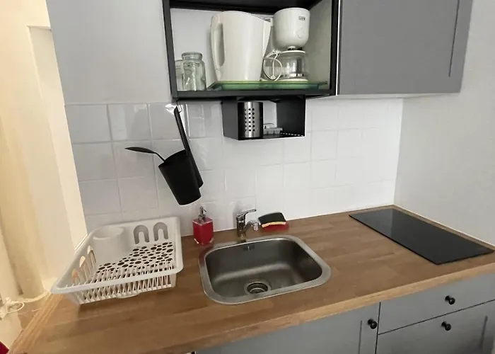 Close To The Park Georges Brassens *